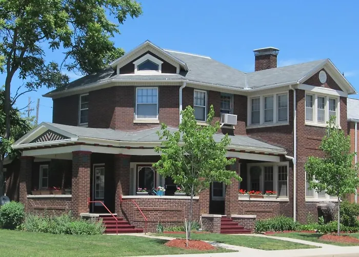 Streator's Baldwin House *