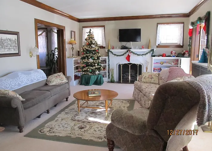 Holiday home Streator's Baldwin House